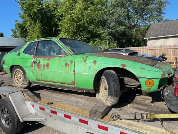 Parts cars and classic car Parts for Sale/ Mercedes Benz/ Porsche/ Jaguar/ Rolls Royce/ MG/ Triumph/ Volvo NOS and more... - Image 8
