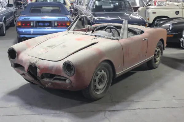 1961 Alfa Romeo Giulietta Veloce Spider, Barn Finds!