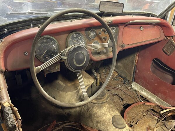 1963 Triumph TR3B Roadster - Image 12