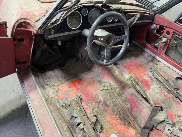 1961 Alfa Romeo Giulietta Veloce Spider, Barn Finds! - Image 18