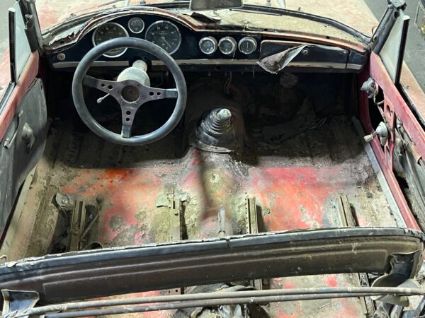 1961 Alfa Romeo Giulietta Veloce Spider, Barn Finds! - Image 19