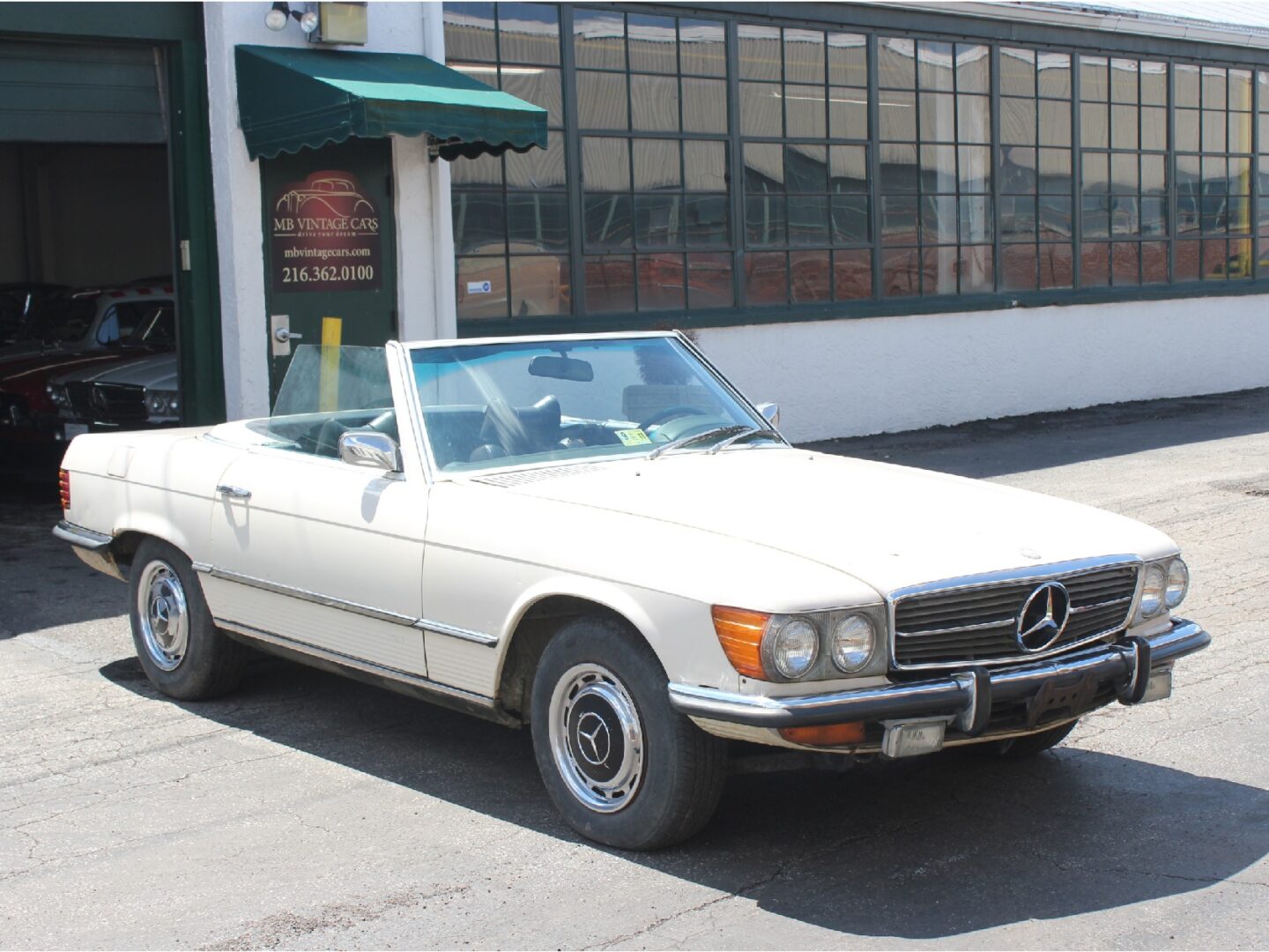 1973 Mercedes 450SL Euro 107.044 with Small Bumpers