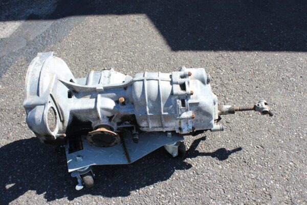Parts cars and classic car Parts for Sale/ Mercedes Benz/ Porsche/ Jaguar/ Rolls Royce/ MG/ Triumph/ Volvo NOS and more... - Image 122