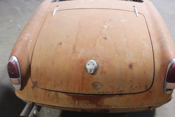 1961 Alfa Romeo Giulietta Veloce Spider, Barn Finds! - Image 38