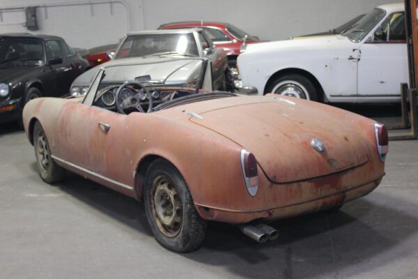 1961 Alfa Romeo Giulietta Veloce Spider, Barn Finds! - Image 72