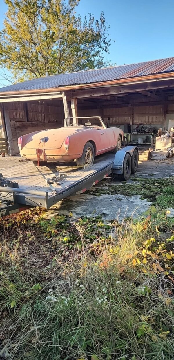 1961 Alfa Romeo Giulietta Veloce Spider, Barn Finds! - Image 75