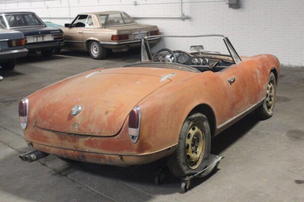 1961 Alfa Romeo Giulietta Spider (SOLD) - Image 4