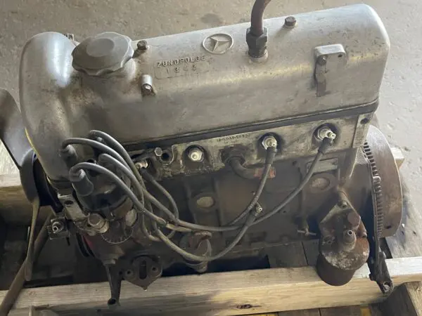 Parts cars and classic car Parts for Sale/ Mercedes Benz/ Porsche/ Jaguar/ Rolls Royce/ MG/ Triumph/ Volvo NOS and more... - Image 14