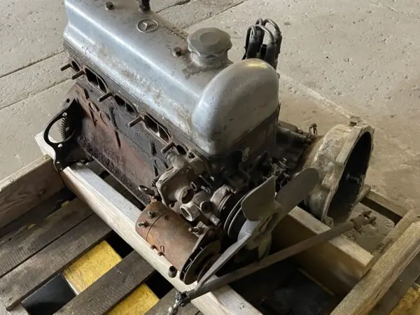 Parts cars and classic car Parts for Sale/ Mercedes Benz/ Porsche/ Jaguar/ Rolls Royce/ MG/ Triumph/ Volvo NOS and more... - Image 18