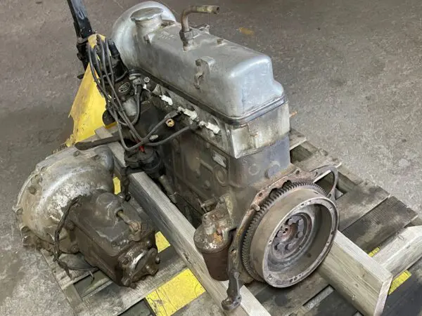 Parts cars and classic car Parts for Sale/ Mercedes Benz/ Porsche/ Jaguar/ Rolls Royce/ MG/ Triumph/ Volvo NOS and more... - Image 23