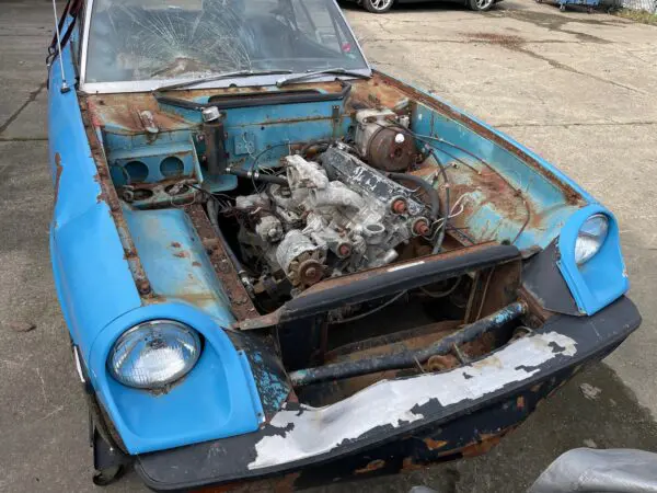 Parts cars and classic car Parts for Sale/ Mercedes Benz/ Porsche/ Jaguar/ Rolls Royce/ MG/ Triumph/ Volvo NOS and more... - Image 10