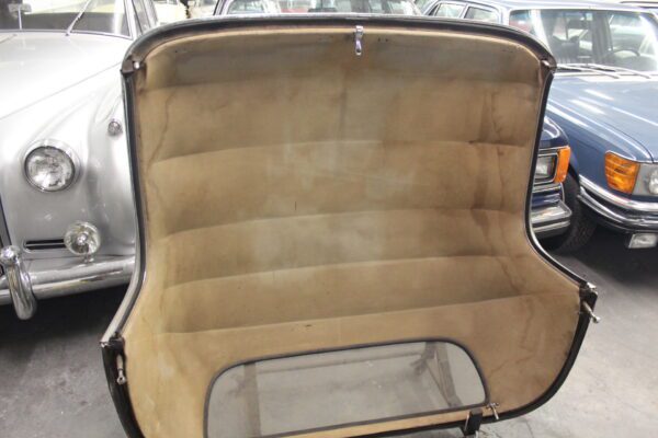 Parts cars and classic car Parts for Sale/ Mercedes Benz/ Porsche/ Jaguar/ Rolls Royce/ MG/ Triumph/ Volvo NOS and more... - Image 42