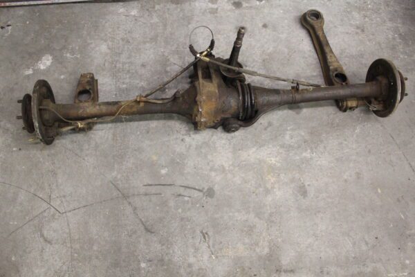 Parts cars and classic car Parts for Sale/ Mercedes Benz/ Porsche/ Jaguar/ Rolls Royce/ MG/ Triumph/ Volvo NOS and more... - Image 79