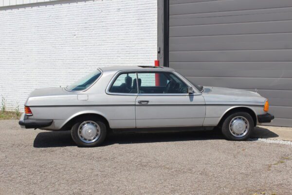 1979 Mercedes Benz 280CE Sunroof Coupe - Image 10