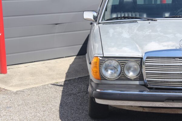 1979 Mercedes Benz 280CE Sunroof Coupe - Image 7