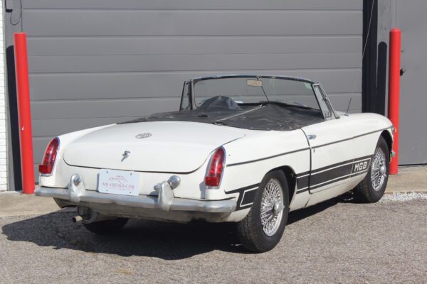 1963 MGB Roadster - Image 3