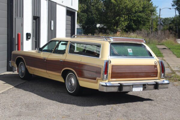 1978 Ford Country square Wagon - Image 4