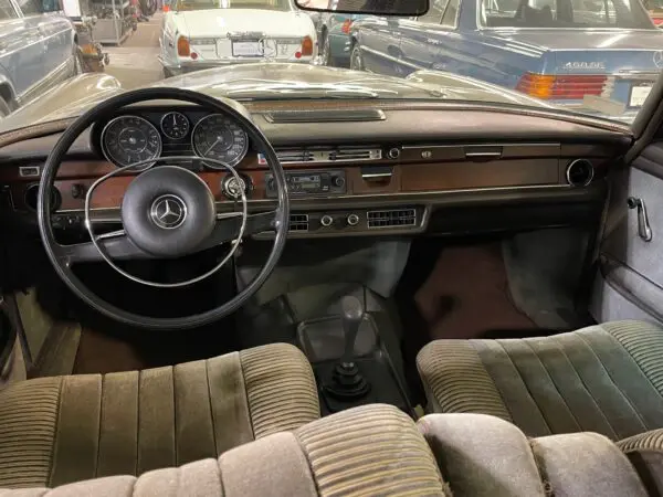 1971 Mercedes Benz 280SE 3.5 W108 - Image 14