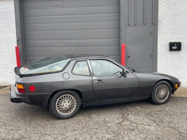 1982 Porsche 924 Turbo - Image 9