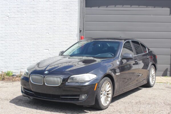 2013 BMW Active Hybrid 5 Low mileage!