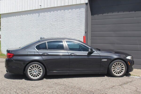 2013 BMW Active Hybrid 5 Low mileage! - Image 13
