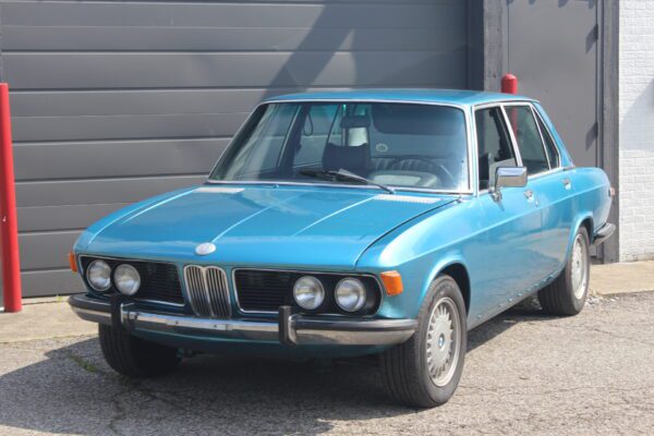 1973 BMW Bavaria Sunroof Saloon - Image 2
