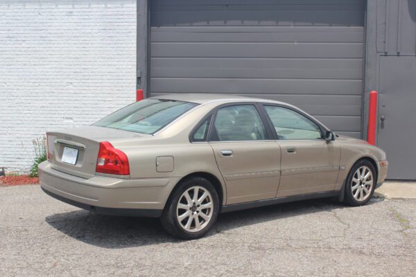 2004 Volvo S80 AWD - Image 52