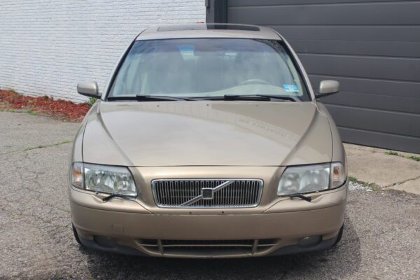 2004 Volvo S80 AWD - Image 5