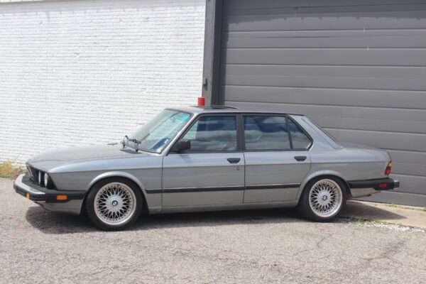 1988 BMW 528E - Image 9
