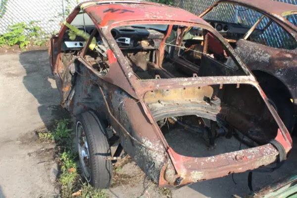 Parts cars and classic car Parts for Sale/ Mercedes Benz/ Porsche/ Jaguar/ Rolls Royce/ MG/ Triumph/ Volvo NOS and more... - Image 6