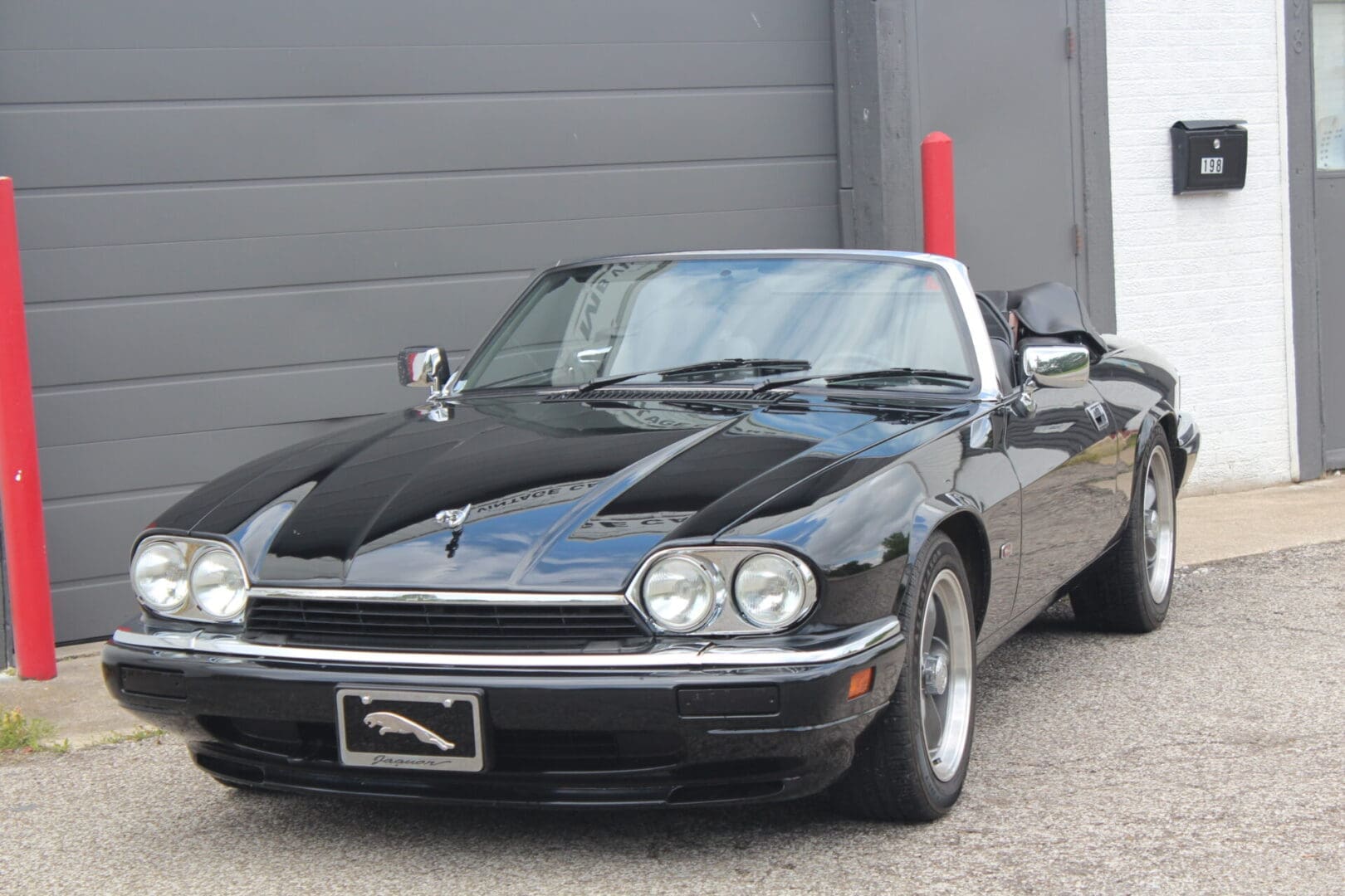 1995 Jaguar XJS Convertible - Image 2