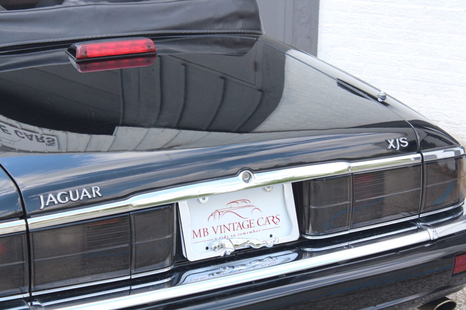 1995 Jaguar XJS Convertible - Image 9