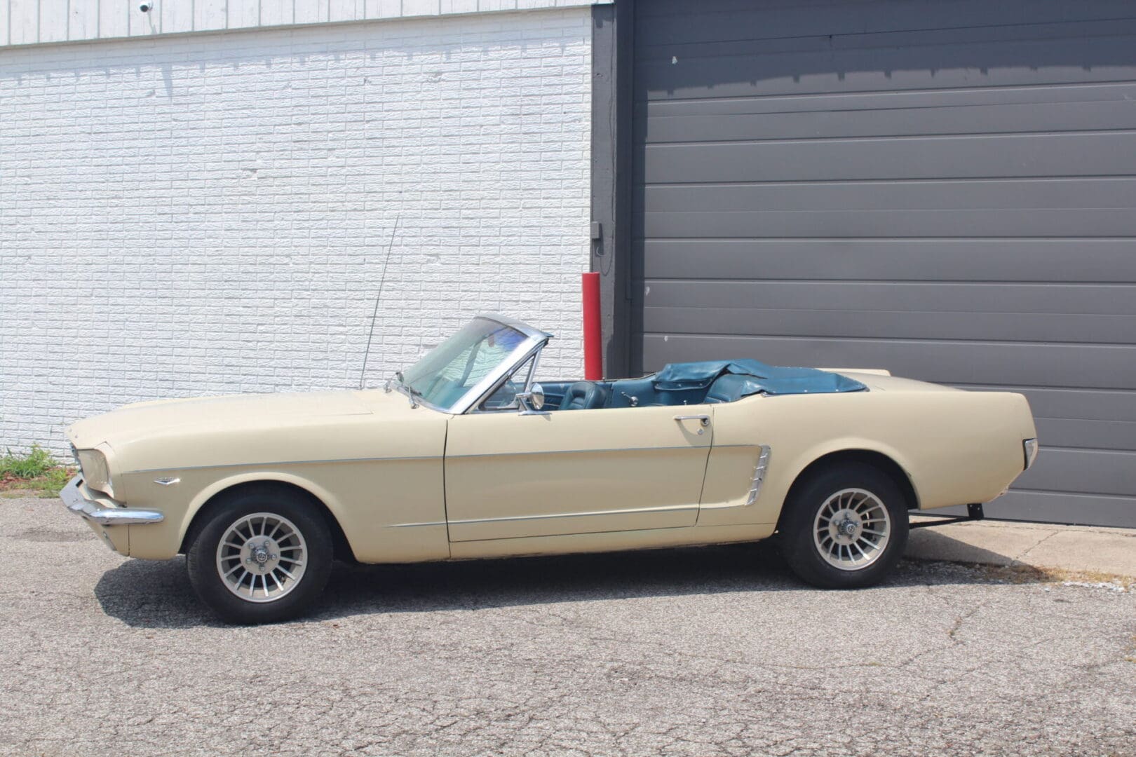 1965 Mustang D Code Convertible - Image 10